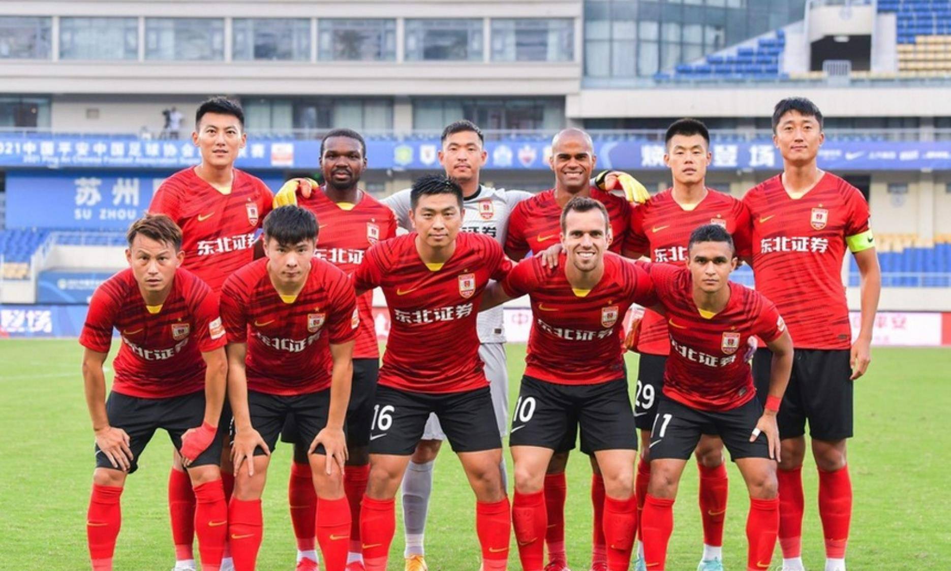 斯尔成为队