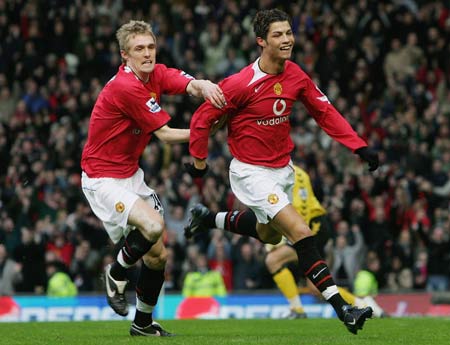 浪潮中的一 浪潮中的一