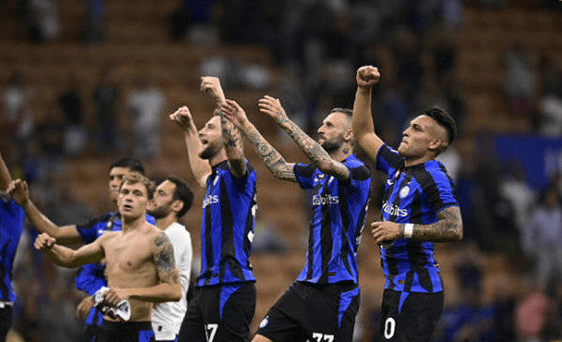 虽然退役意 虽然退役意