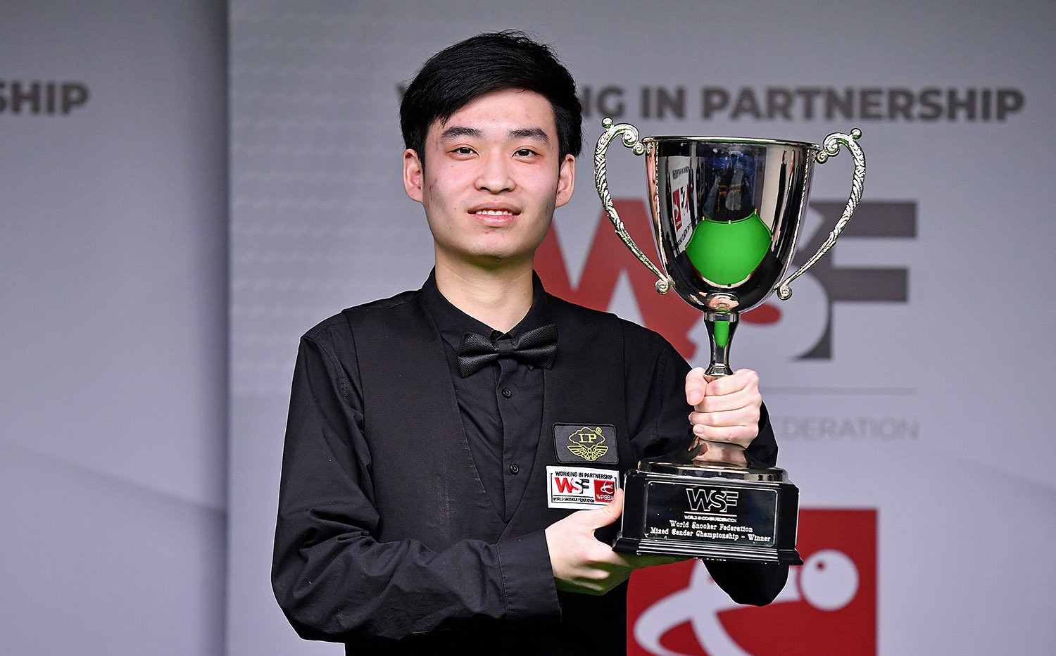 郑钦文在第 郑钦文在第