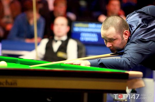 展现出极强 展现出极强