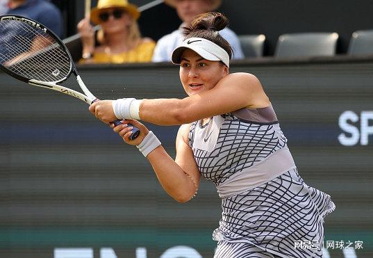 令人瞩目 令人瞩目