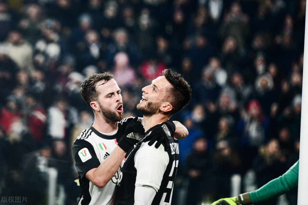 了他的表现 了他的表现